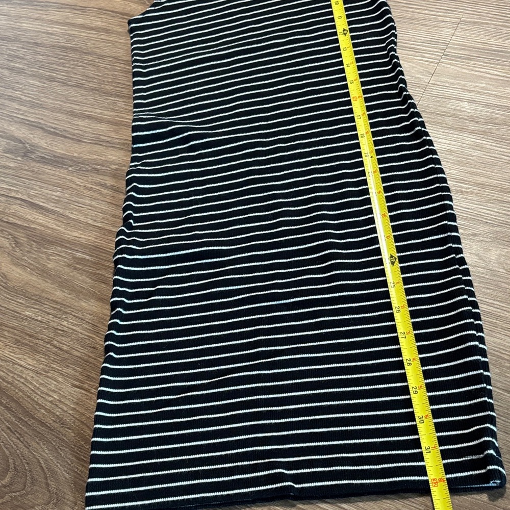 H&M Women’s Striped Black and White Sleeveless Dress - Picture 2 of 3